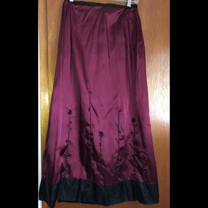 Reversible silk skirt